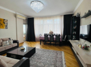 Satılır 3 otaqlı 110 m2 yeni tikili Gənclik m.