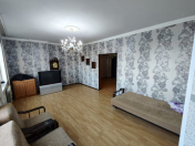 Satılır 2 otaqlı 95 m2 yeni tikili Xalqlar Dostluğu m.