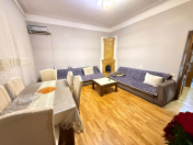 Satılır 2 otaqlı 70 m2 köhnə tikili İçəri Şəhər m.