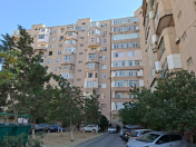 Satılır 4 otaqlı 160 m2 köhnə tikili Şah İsmayıl Xətai m.