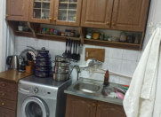 Satılır 4 otaqlı 100 m2 köhnə tikili Heydər Əliyev Mərkəzi