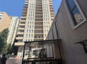 Satılır 3 otaqlı 90 m2 yeni tikili 28 May m.