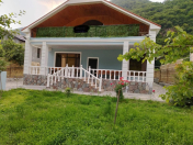İcarəyə verilir 5 otaqlı 120 m2 həyət evi Qax