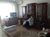 Satılır 2 otaqlı 60 m2 köhnə tikili Nəriman Nərimanov m.