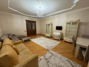 İcarəyə verilir 3 otaqlı 150 m2 yeni tikili Nəsimi r.