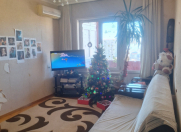 Satılır 2 otaqlı 71 m2 köhnə tikili Əhmədli m.