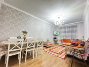 Satılır 4 otaqlı 90 m2 köhnə tikili Həzi Aslanov m.