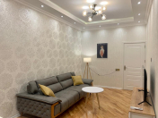 İcarəyə verilir 3 otaqlı 130 m2 yeni tikili Gənclik m.