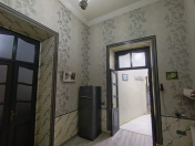 Satılır 2 otaqlı 40 m2 köhnə tikili Nəsimi r.