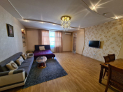 İcarəyə verilir 3 otaqlı 125 m2 yeni tikili Ağ şəhər