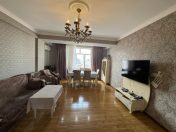 Satılır 4 otaqlı 142 m2 yeni tikili İnşaatçılar m.