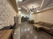 İcarəyə verilir 4 otaqlı 140 m2 yeni tikili Şah İsmayıl Xətai m.