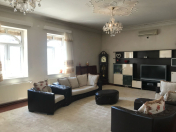 İcarəyə verilir 11 otaqlı 300 m2 həyət evi Həzi Aslanov