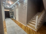 Satılır 7 otaqlı 250 m2 bağ evi Badamdar