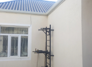 Satılır 3 otaqlı 65 m2 həyət evi Azneft meydanı