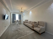 İcarəyə verilir 2 otaqlı 83 m2 yeni tikili Şah İsmayıl Xətai m.