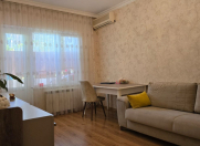 Satılır 2 otaqlı 65 m2 köhnə tikili Xətai r.