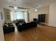 İcarəyə verilir 3 otaqlı 190 m2 yeni tikili Sahil m.