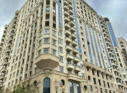 Satılır 4 otaqlı 242 m2 yeni tikili 28 May m.