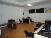 İcarəyə verilir 1 otaqlı 40 m2 ofis Ağ şəhər