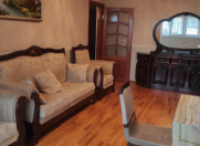 İcarəyə verilir 3 otaqlı 65 m2 köhnə tikili Elmlər Akademiyası m.