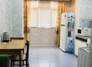 Satılır 4 otaqlı 100 m2 köhnə tikili Həzi Aslanov m.