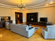 İcarəyə verilir 3 otaqlı 180 m2 yeni tikili Nizami m.