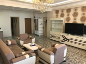 İcarəyə verilir 2 otaqlı 90 m2 yeni tikili Gənclik m.