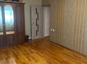 Satılır 4 otaqlı 110 m2 köhnə tikili 8 km