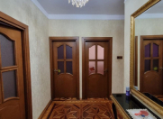 Satılır 4 otaqlı 100 m2 köhnə tikili Elit ticarət mərkəzi