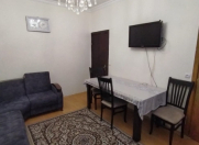 İcarəyə verilir 2 otaqlı 45 m2 köhnə tikili 1 mkr