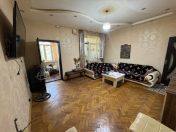 Satılır 3 otaqlı 110 m2 köhnə tikili 28 May m.