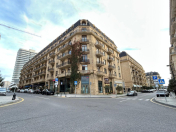 Satılır 3 otaqlı 115 m2 yeni tikili Ağ şəhər