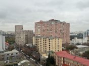 Satılır 2 otaqlı 100 m2 yeni tikili 28 May m.