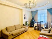 Satılır 3 otaqlı 120 m2 yeni tikili İnşaatçılar m.