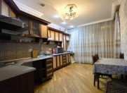 Satılır 3 otaqlı 130 m2 yeni tikili İnşaatçılar m.