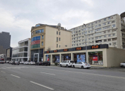 Satılır 2 otaqlı 65 m2 köhnə tikili Azadlıq prospekti m.