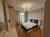 İcarəyə verilir 2 otaqlı 90 m2 yeni tikili Gənclik m.