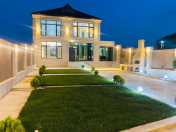Satılır 6 otaqlı 300 m2 villa Saray