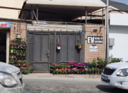 Satılır 3 otaqlı 1.2 m2 həyət evi İnşaatçılar m.