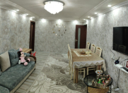 Satılır 4 otaqlı 96 m2 köhnə tikili Neftçilər metrosu