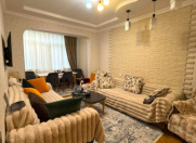 Satılır 2 otaqlı 52 m2 köhnə tikili Gənclik m.