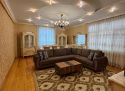 Satılır 3 otaqlı 145 m2 yeni tikili Elmlər Akademiyası m.