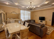 Satılır 3 otaqlı 140 m2 yeni tikili Elmlər Akademiyası m.