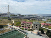 Satılır 2 otaqlı 80 m2 köhnə tikili Qara Qarayev m.