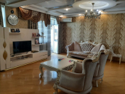 Satılır 4 otaqlı 167 m2 yeni tikili 20 yanvar m.