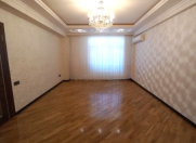 Satılır 2 otaqlı 85 m2 yeni tikili Xalqlar Dostluğu m.