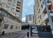 Satılır 4 otaqlı 200 m2 yeni tikili Yasamal r.