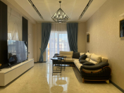 Satılır 3 otaqlı 90 m2 yeni tikili Ağ şəhər