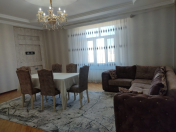 Satılır 3 otaqlı 136 m2 yeni tikili Xətai r.